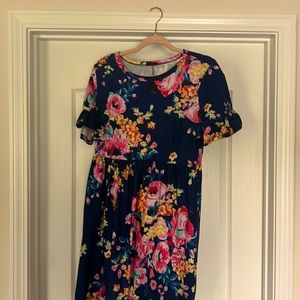 Medium floral boutique dress